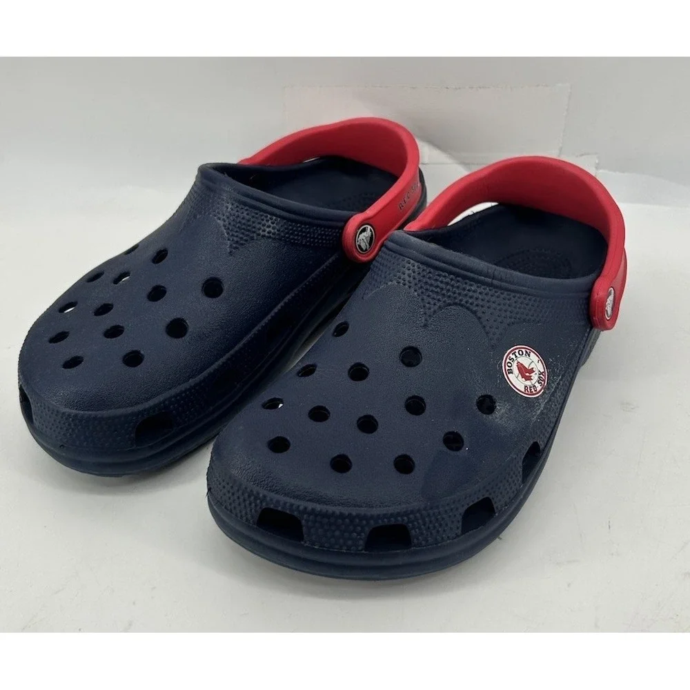 Crocs Classic Slip On Clogs Boston Red Sox MLB Blue Women's 8/9 Men's 6/7
